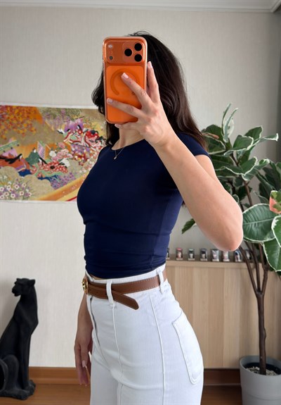 Geniş Bisiklet Yaka Crop T-Shirt Lacivert