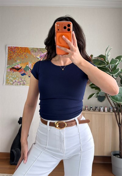 Geniş Bisiklet Yaka Crop T-Shirt Lacivert