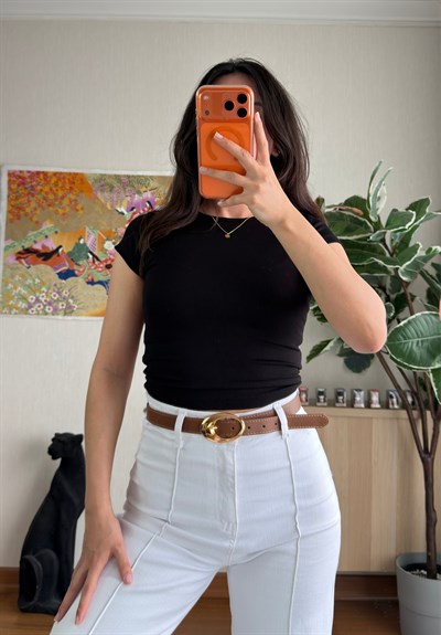 Geniş Bisiklet Yaka Crop T-Shirt Siyah