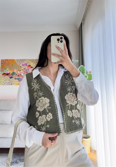 Hina Çiçek Nakışlı Yelek Haki