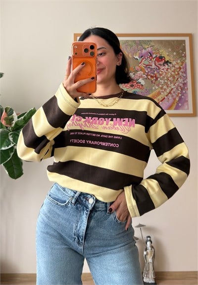 Kalın Çizgili New York Baskılı Oversize Sweatshirt Kahve