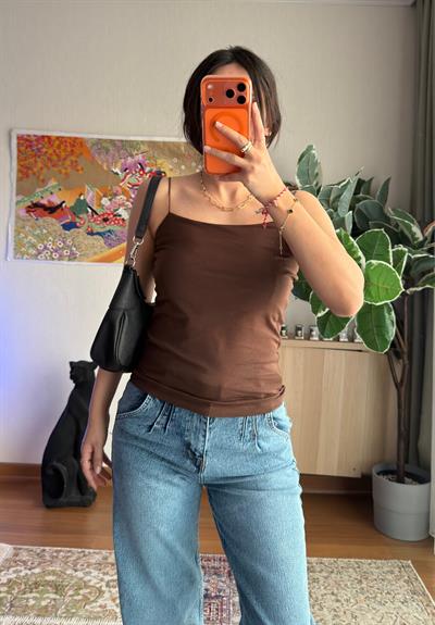 Kare Yaka Askılı Atlet Kahve