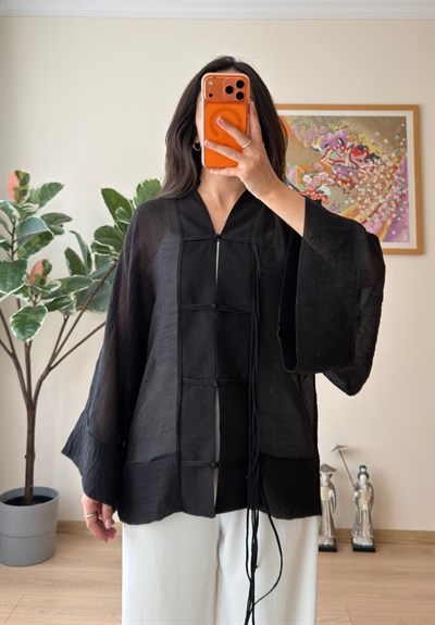 Kasumi Brit Düğmeli Kimono Siyah
