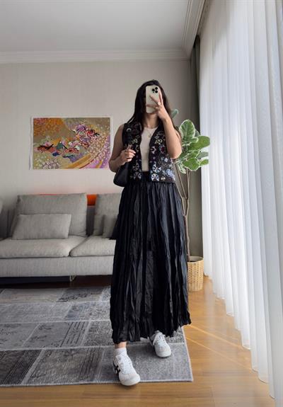 Kırışık Saten Etek Siyah