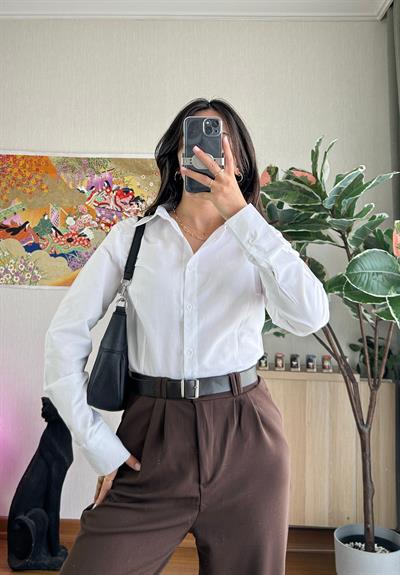 Miho Fit Kesim Düğmeli Gömlek Beyaz
