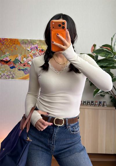 Nagina Dantel V Yaka Body Bej