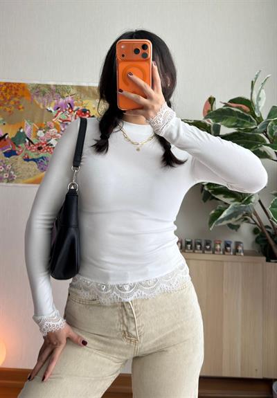 Nagiya Dantel Detay Body Ekru