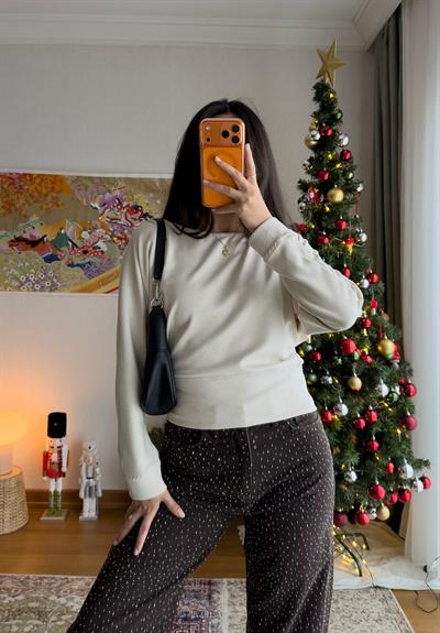 Namie Yarasa Kol Sweatshirt Bej