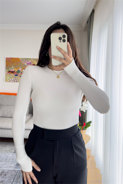Os Parmak Geçmeli Body Ekru