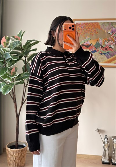 Polo Yaka Çizgili Oversize Triko Kazak Siyah