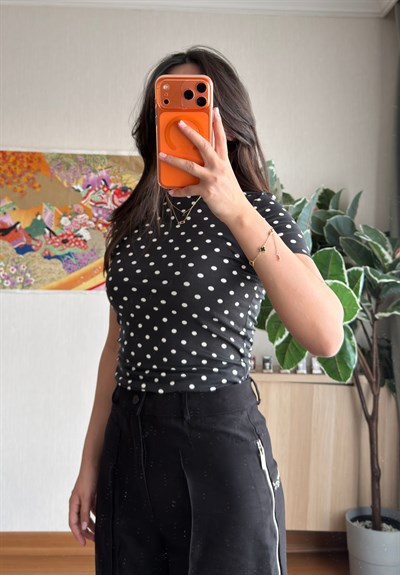 Puantiye detaylı T-Shirt Siyah