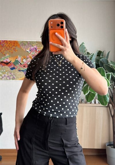 Puantiye detaylı T-Shirt Siyah