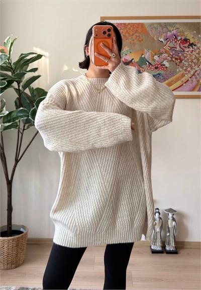 Riane Çizgi Detalı Oversize Kazak Bej