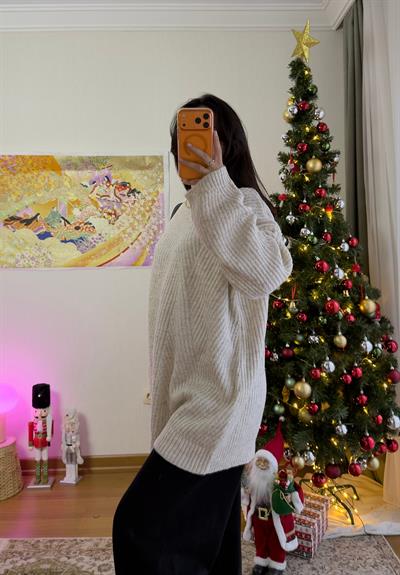 Riane Çizgi Detalı Oversize Kazak Bej