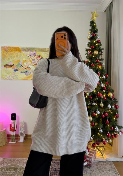 Riane Çizgi Detalı Oversize Kazak Bej