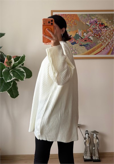 Riane Çizgi Detalı Oversize Kazak Ekru