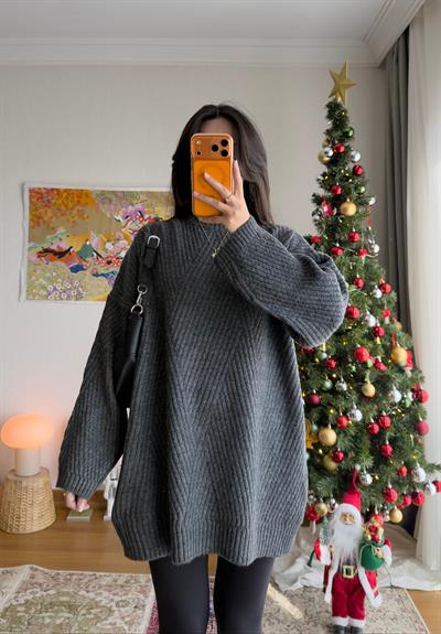Riane Çizgi Detalı Oversize Kazak Füme
