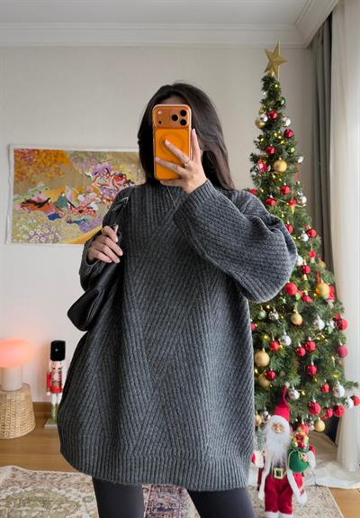 Riane Çizgi Detalı Oversize Kazak Füme