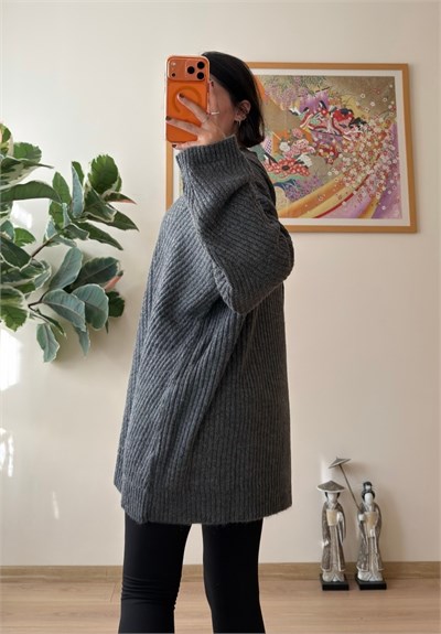 Riane Çizgi Detalı Oversize Kazak Füme