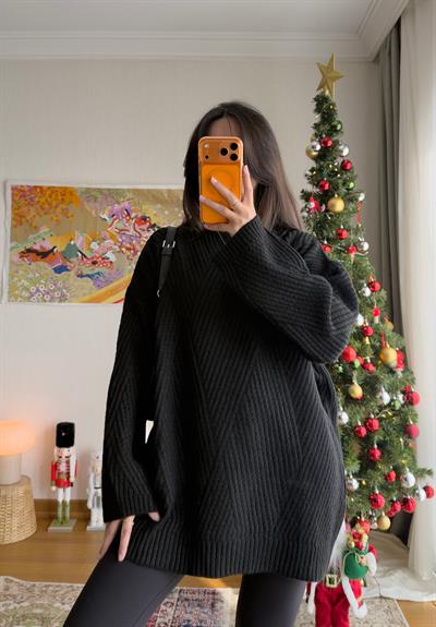 Riane Çizgi Detalı Oversize Kazak Siyah
