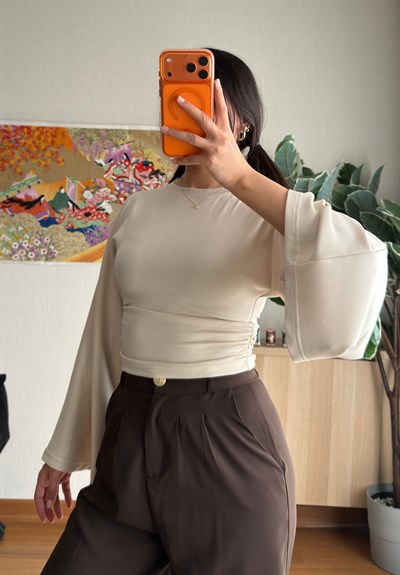 Rima Büzgü Detaylı Bluz Bej