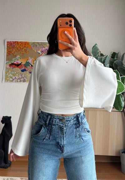 Rima Büzgü Detaylı Bluz Beyaz