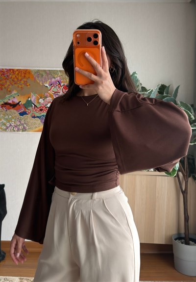 Rima Büzgü Detaylı Bluz Kahve