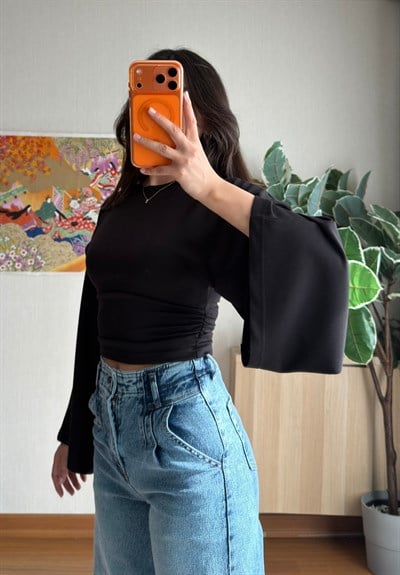 Rima Büzgü Detaylı Bluz Siyah