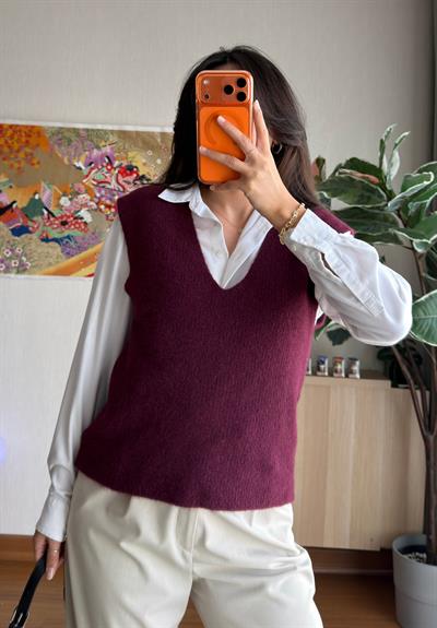 Sara V Yaka Süveter Bordo