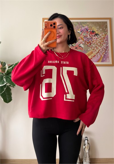 Sırtı Yıldız Baskılı Üç İplik Oversize Sweatshirt Kırmızı