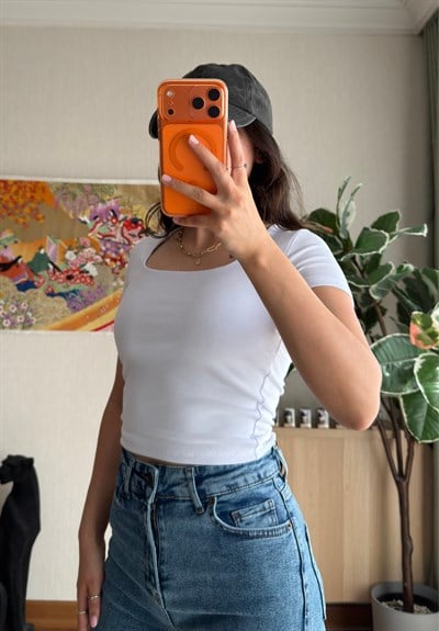 Swey Kare Yaka T-Shirt Beyaz
