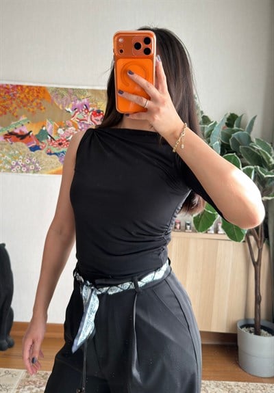 Tek Omuz Bluz Siyah