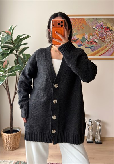 V Yaka Düğmeli Oversize Uzun Hırka Füme