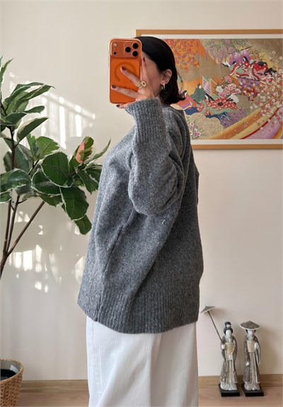 V Yaka Oversize Yumoş Kazak Füme