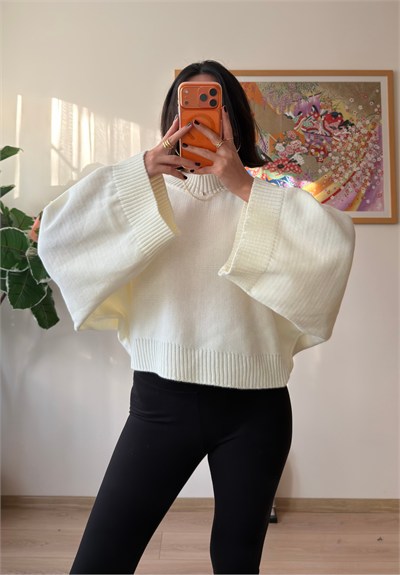 Yarasa Kol Oversize Triko Kazak Ekru