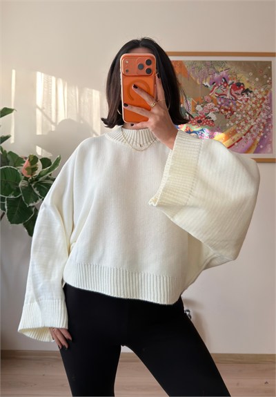 Yarasa Kol Oversize Triko Kazak Ekru