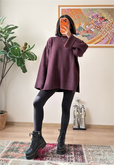 Yırtmaç Detaylı Oversize Triko Kazak Mürdüm