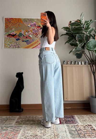 Yui Apoletli Geniş Paça Jean 