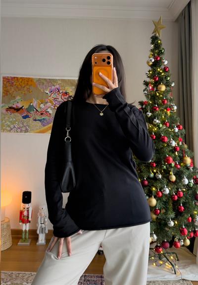 Yuiko Kayık Yaka Triko Kazak Siyah