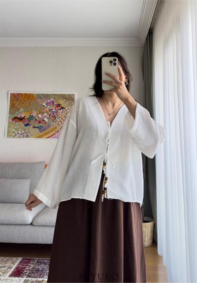 Yuina Önü Bağcıklı Kimono