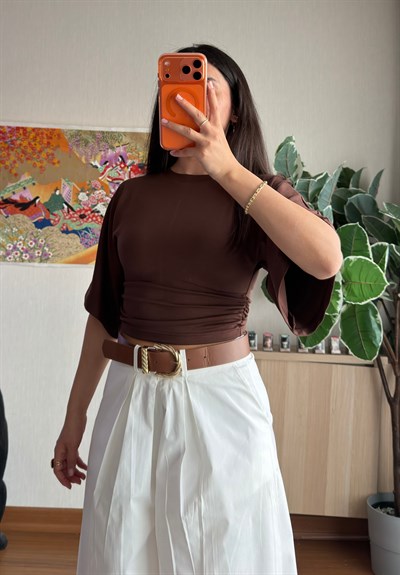 Yuina Yanı Büzgülü T-Shirt Kahve