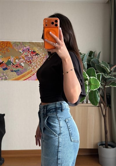 Yuina Yanı Büzgülü T-Shirt Siyah