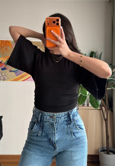 Yuina Yanı Büzgülü T-Shirt Siyah