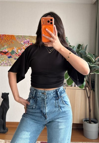 Yuina Yanı Büzgülü T-Shirt Siyah