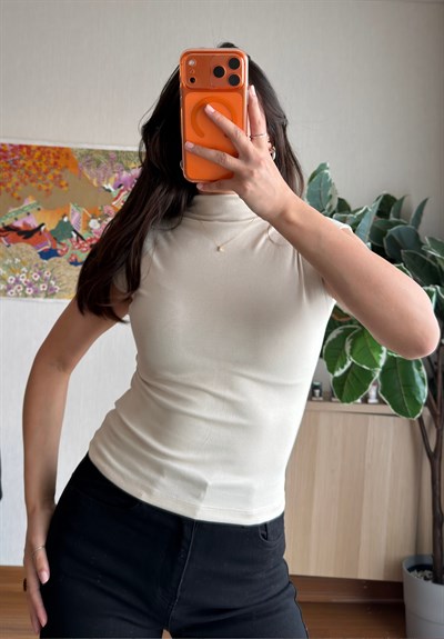 Yuria T Yaka Body Bej