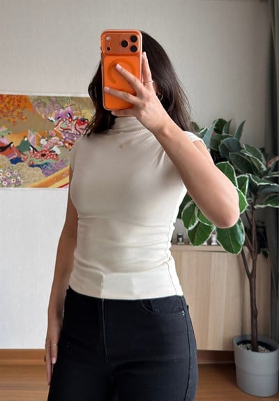 Yuria T Yaka Body Bej