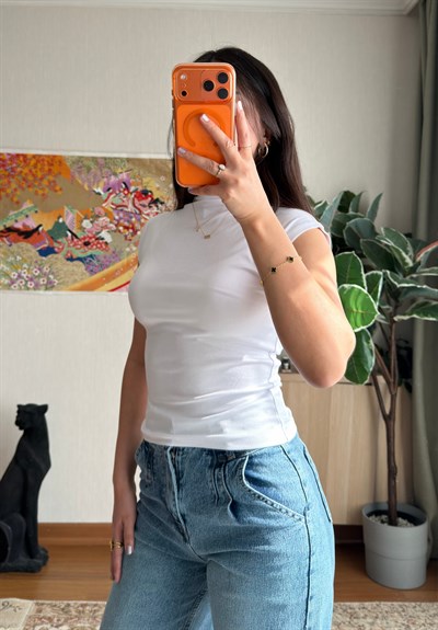 Yuria T Yaka Body Beyaz