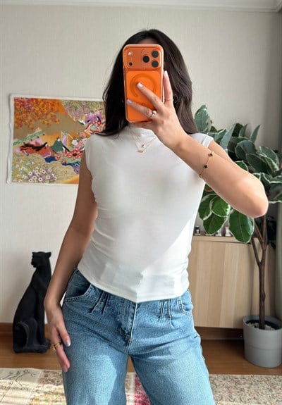 Yuria T Yaka Body Ekru