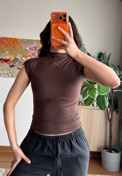Yuria T Yaka Body Kahve