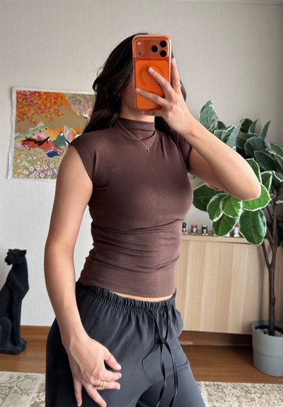 Yuria T Yaka Body Kahve